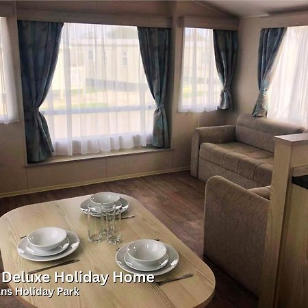 Spruce Deluxe Holiday Home مابليتورب المظهر الخارجي الصورة